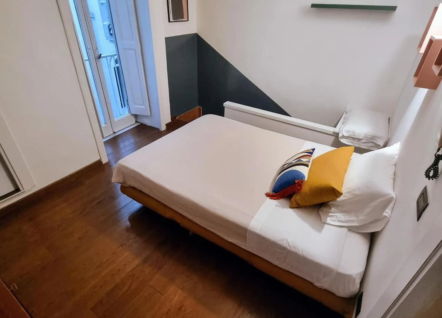 Modern Hospitality Naples Exclusive Stay 0*,  Италия