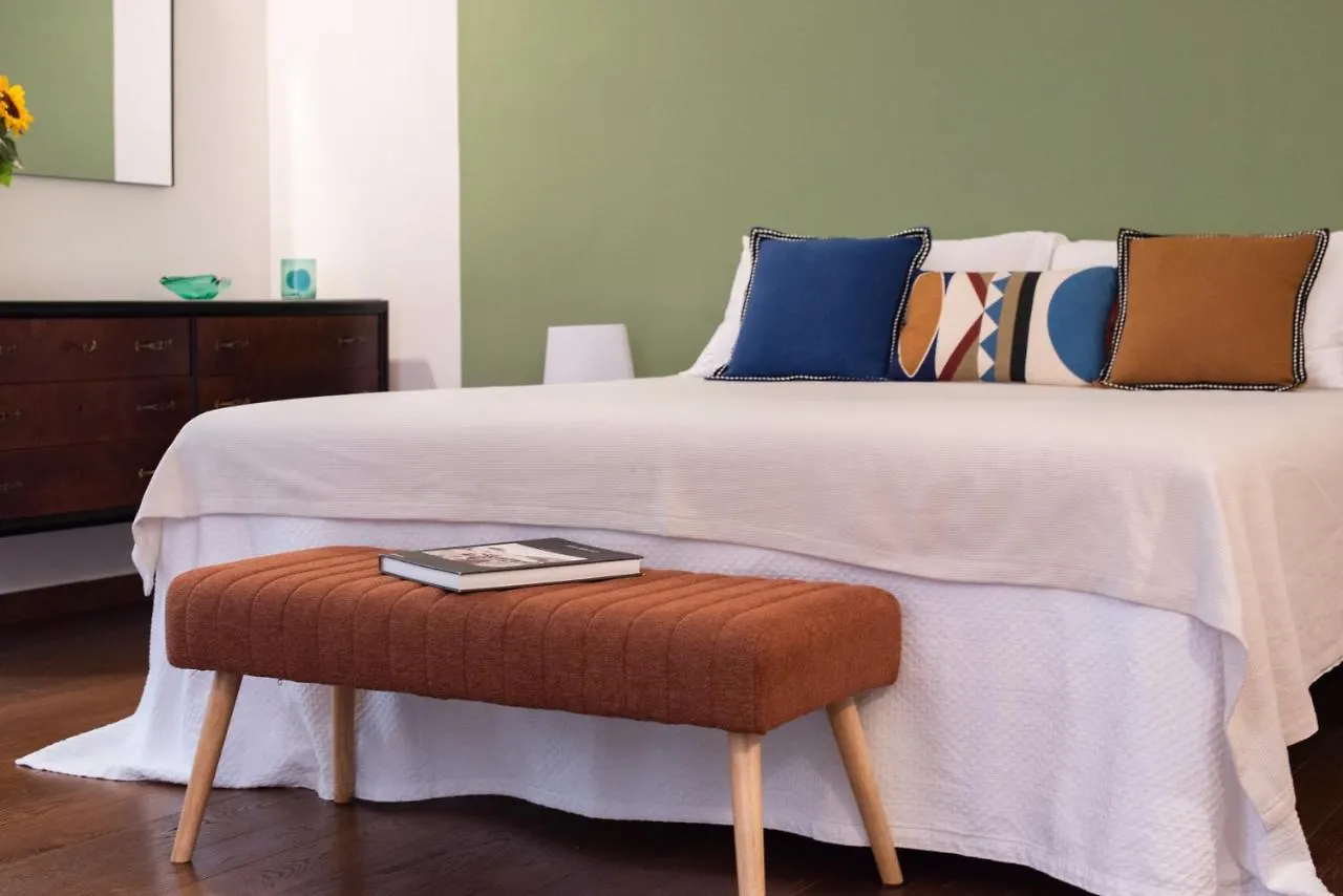 Modern Hospitality Naples Exclusive Stay