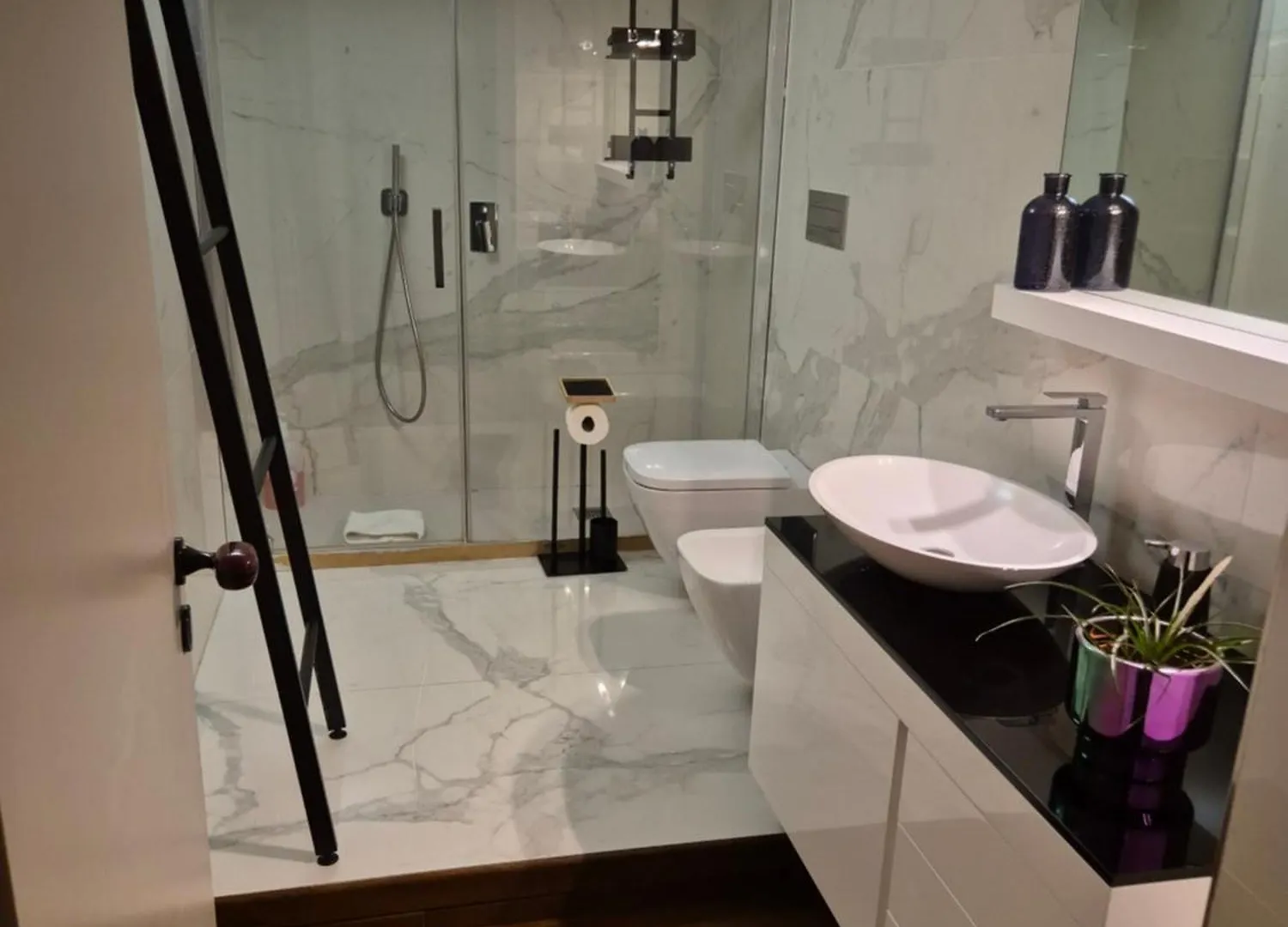 Modern Hospitality Naples Exclusive Stay