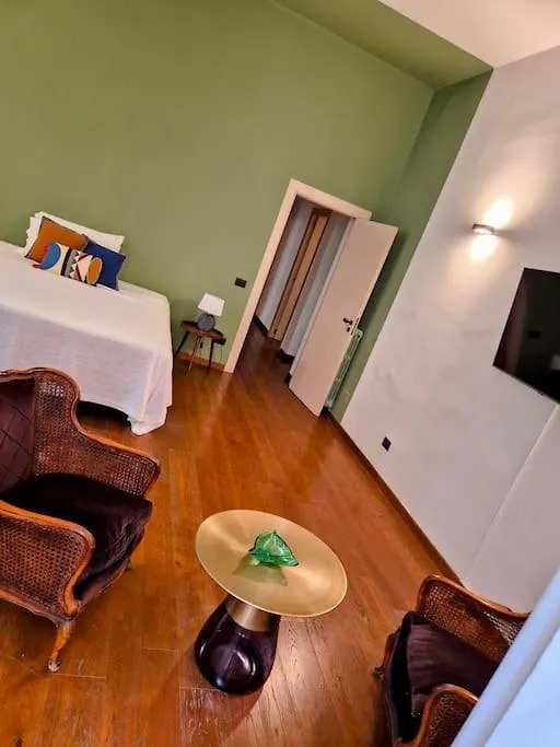 Modern Hospitality Naples Exclusive Stay 0*,